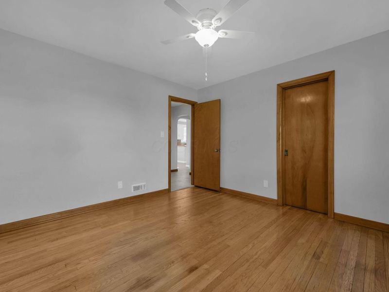 30 Demorest Road, Columbus, OH 43204 Photo 8