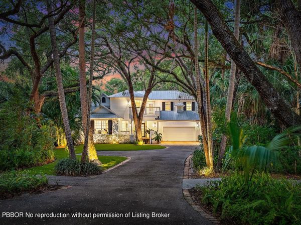 2605 Natures Way, Palm Beach Gardens, FL 33410