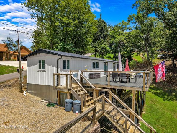 1607 Kinder Lane, Dandridge, TN 37725