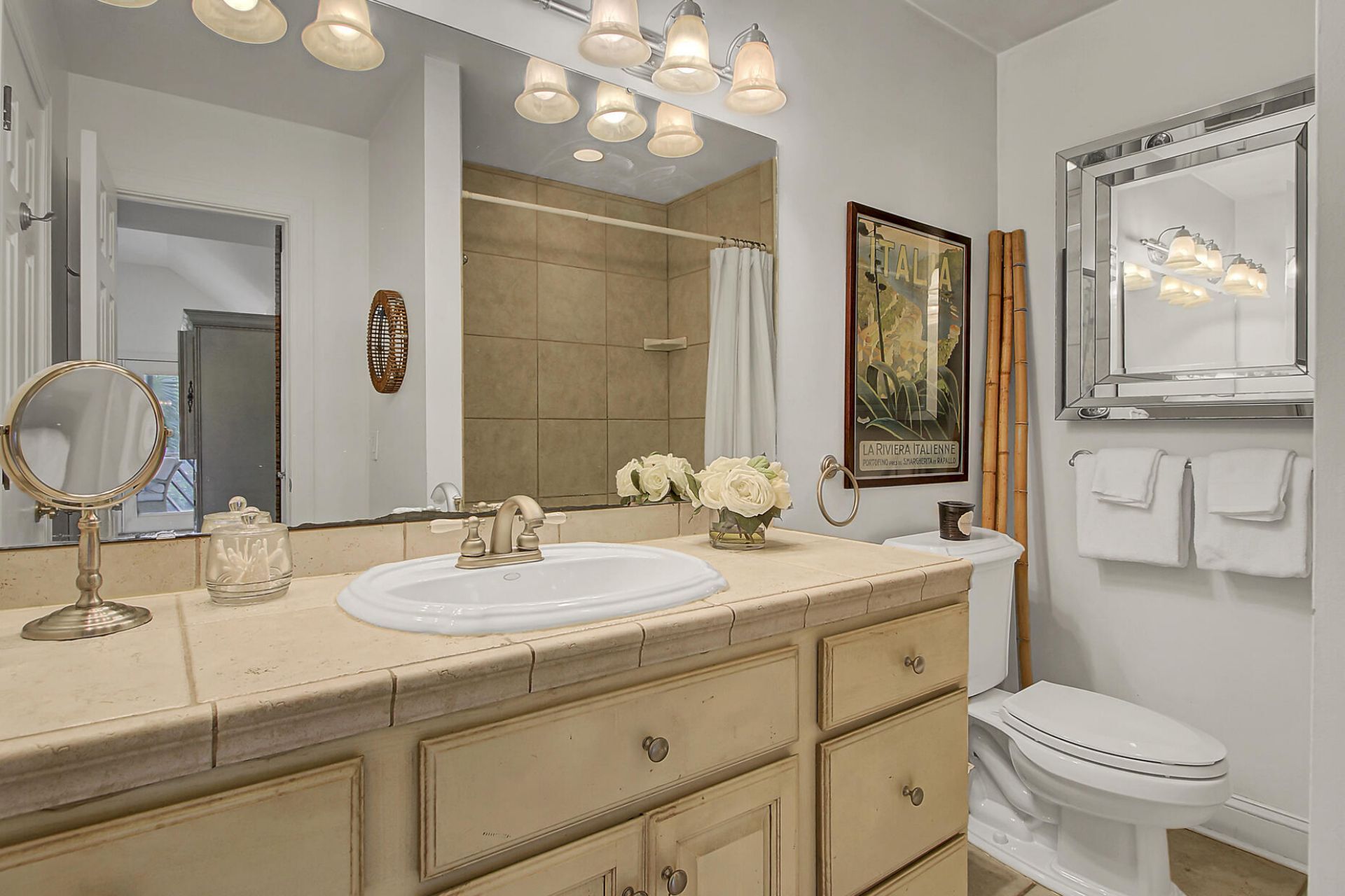 4758 Tennis Clb Lane Photo 10