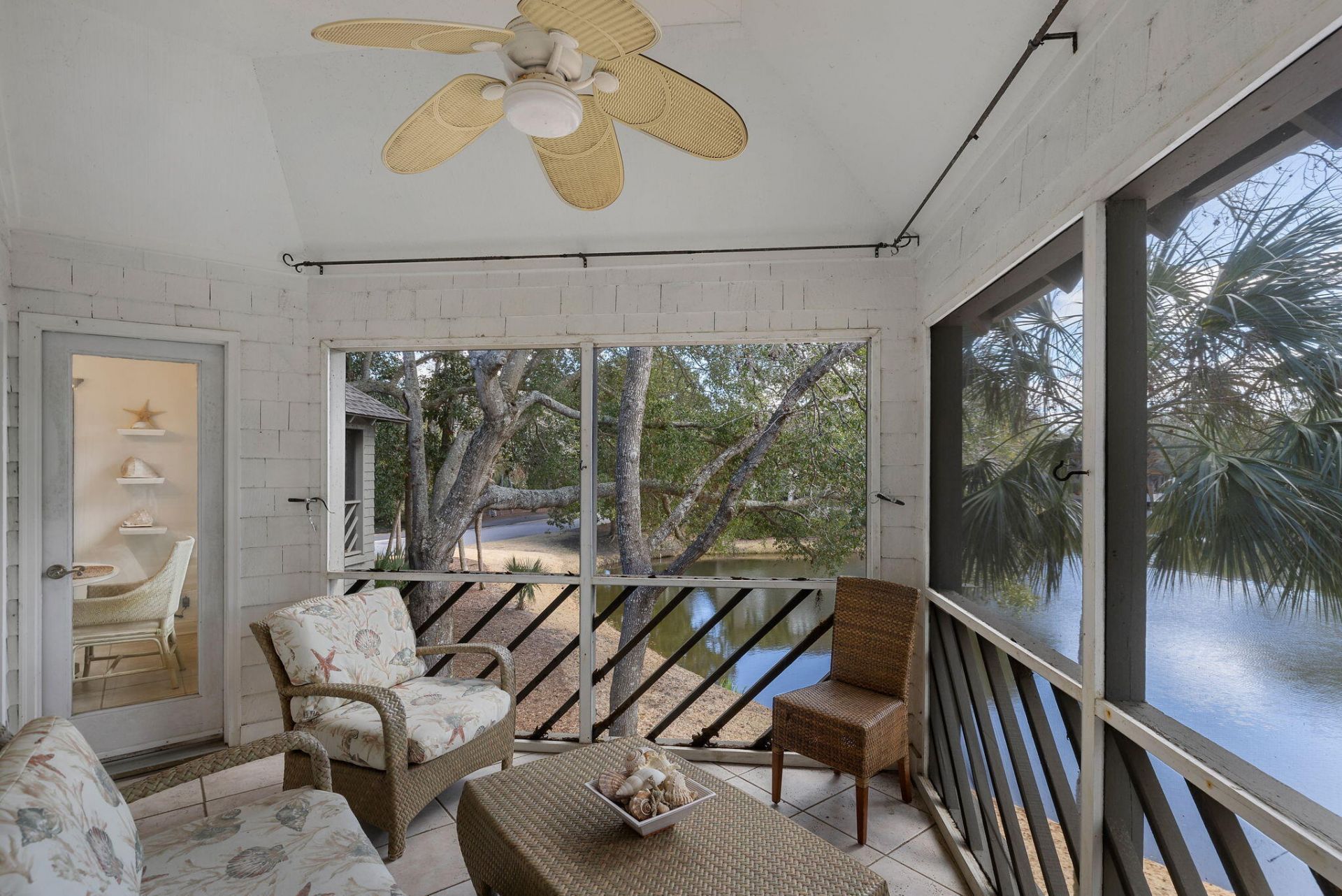 4758 Tennis Clb Lane Photo 13