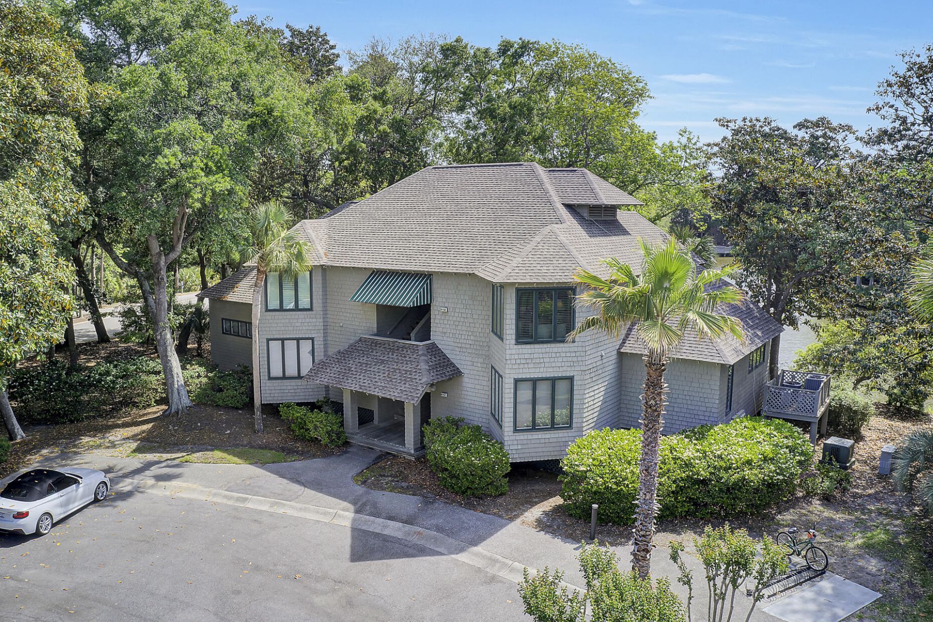 4758 Tennis Clb Lane Photo 18