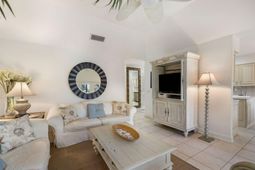 4758 Tennis Clb Lane photo 4