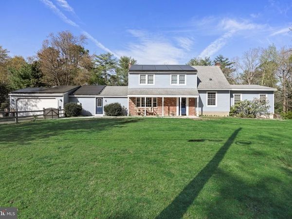 2 HOLLY DRIVE, MEDFORD, NJ 08055