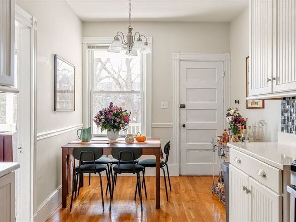 1524 Cambridge Street, Unit 3, Cambridge, MA 02139