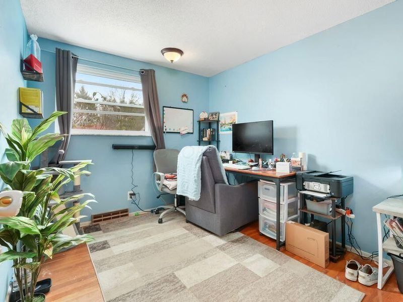 5115 Jameson Drive , Columbus, OH 43232 Photo 17