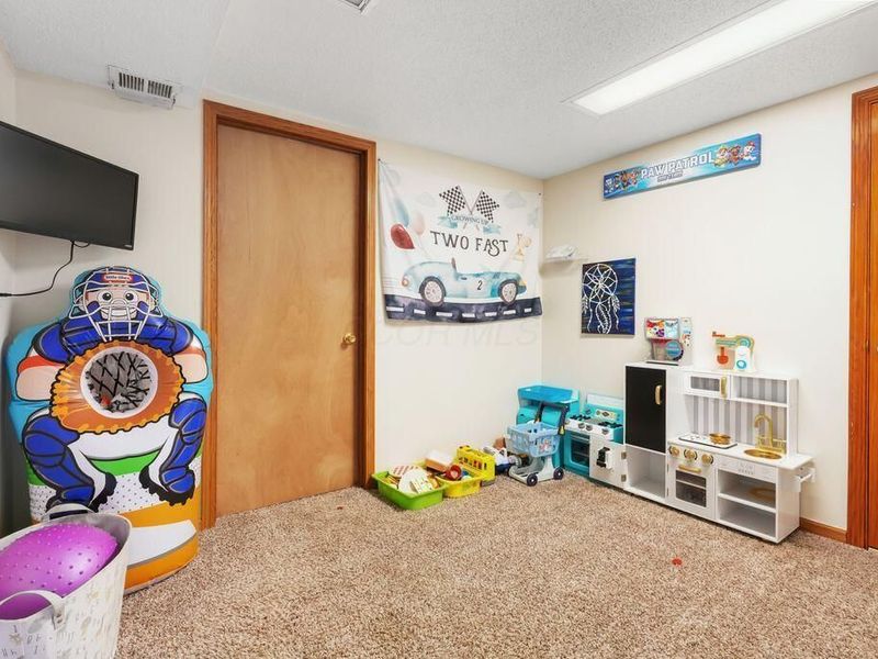 5115 Jameson Drive , Columbus, OH 43232 Photo 23