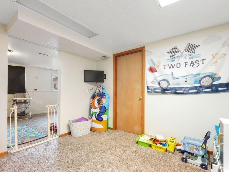 5115 Jameson Drive , Columbus, OH 43232 Photo 24