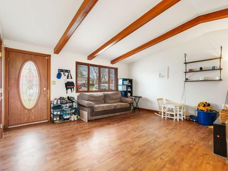 5115 Jameson Drive , Columbus, OH 43232 Photo 4