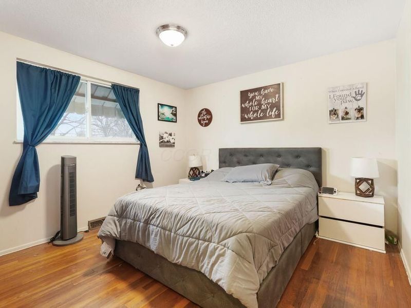 5115 Jameson Drive , Columbus, OH 43232 Photo 9