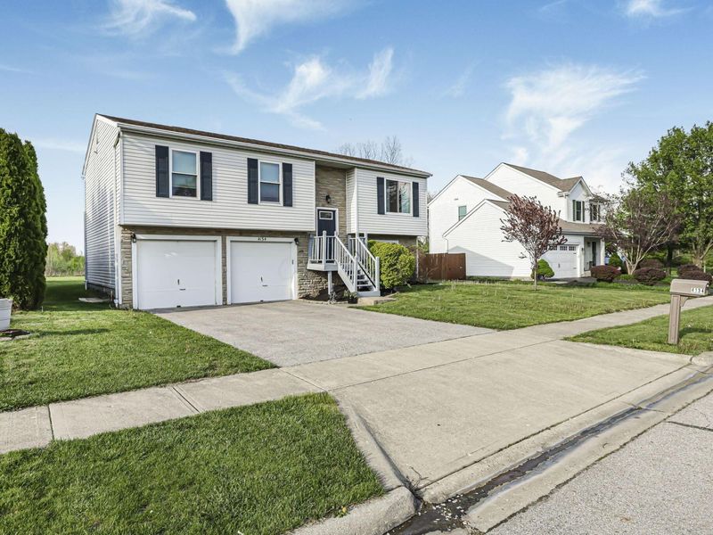 4134 Demorest Cove Court, Grove City, OH 43123 Photo 2