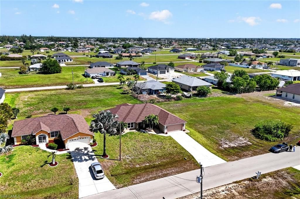 2521 NW 6th Ter, Cape Coral, FL 33993 Photo
