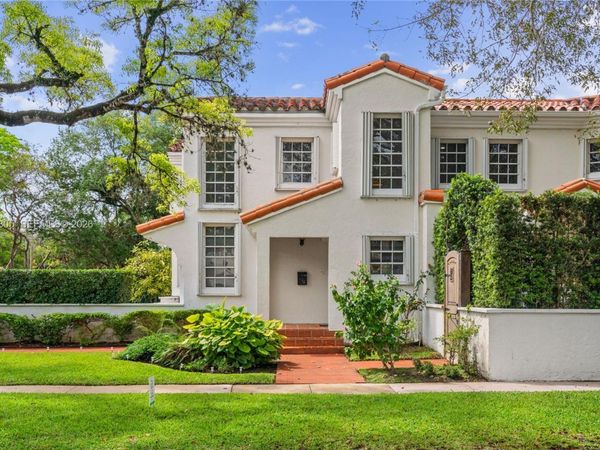 1900 Pizarro St , Coral Gables, FL 33134