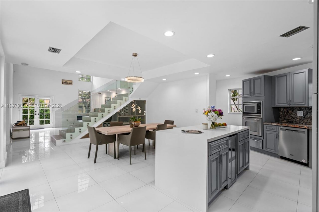 1900 Pizarro St, Coral Gables, FL 33134 Photo