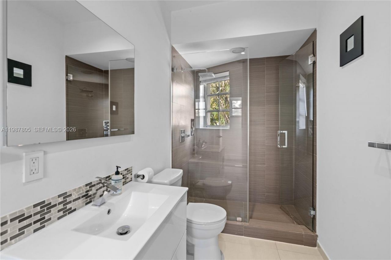 1900 Pizarro St, Coral Gables, FL 33134 Photo