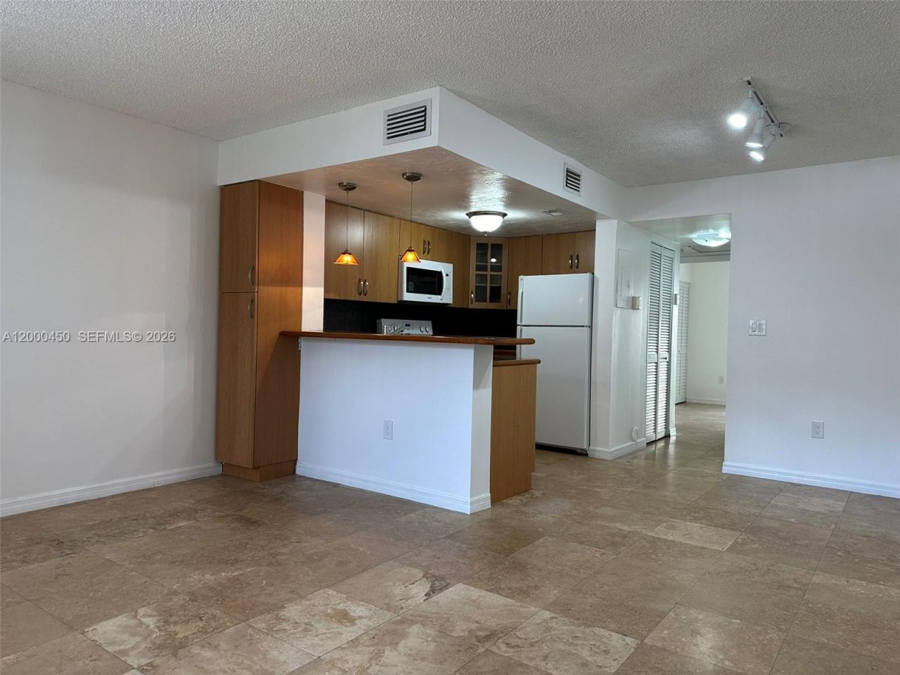 8675 NW 5th Ter, Unit 13-103, Miami, FL 33126 Photo