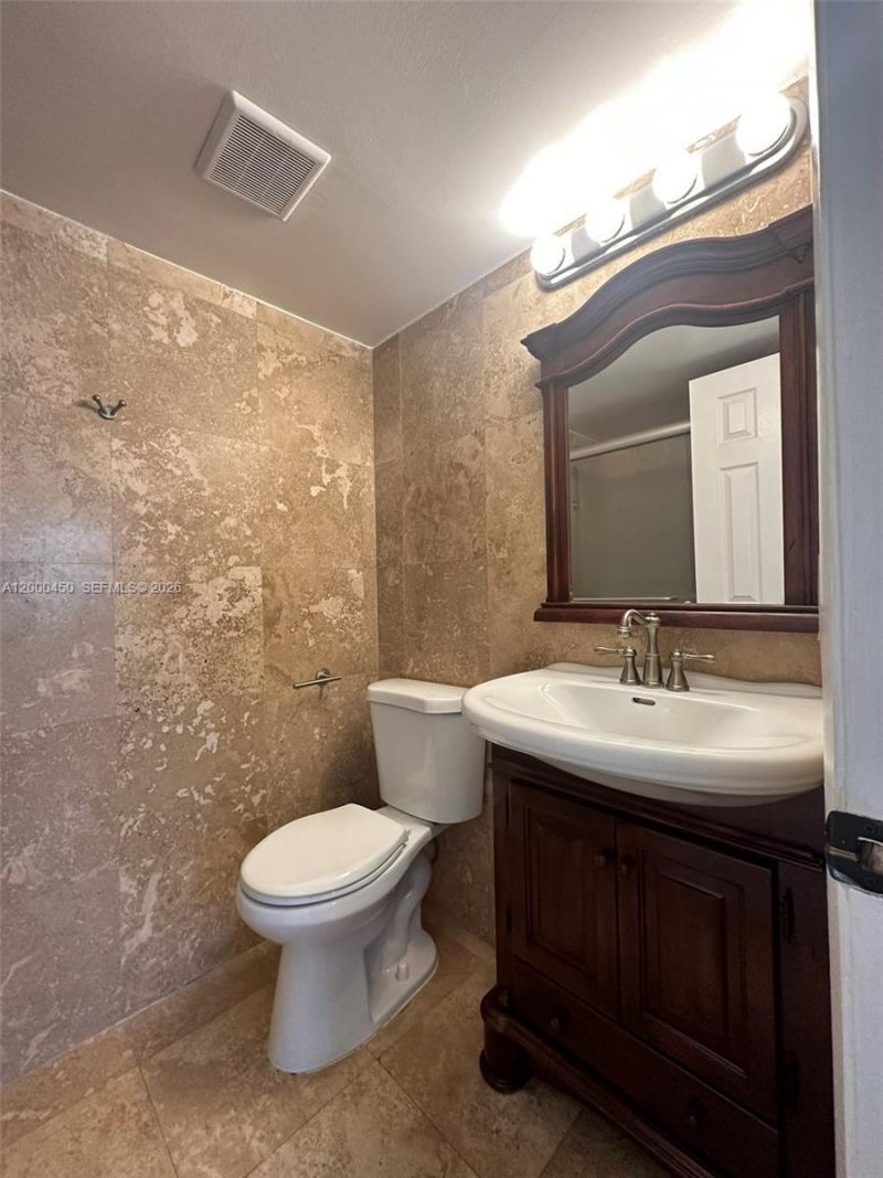 8675 NW 5th Ter, Unit 13-103, Miami, FL 33126 Photo