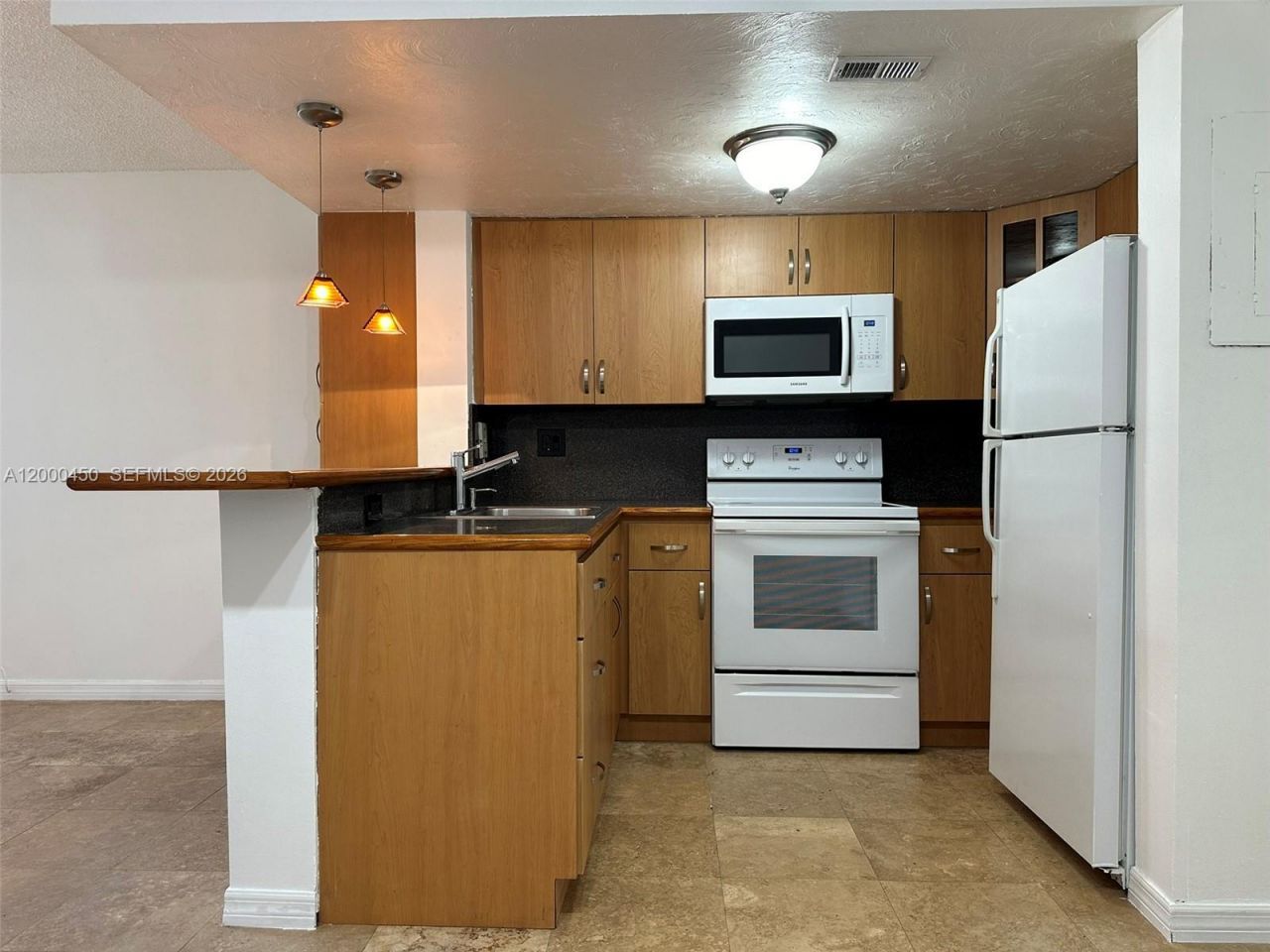 8675 NW 5th Ter, Unit 13-103, Miami, FL 33126 Photo