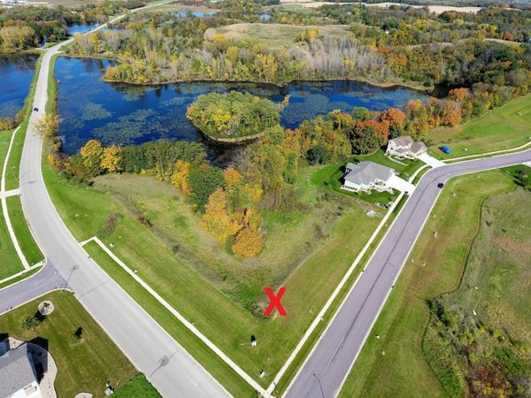 3103 Acorn Trail , Faribault, MN 55021