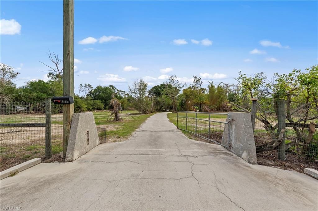 7231 Westwood Acres Rd, Fort Myers, FL 33905 Photo