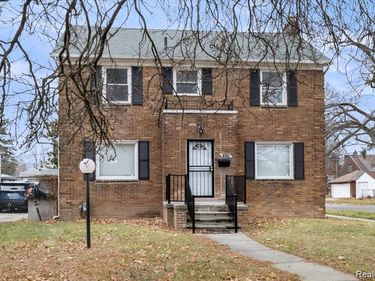 15375 Winthrop Street, Detroit, MI 48227