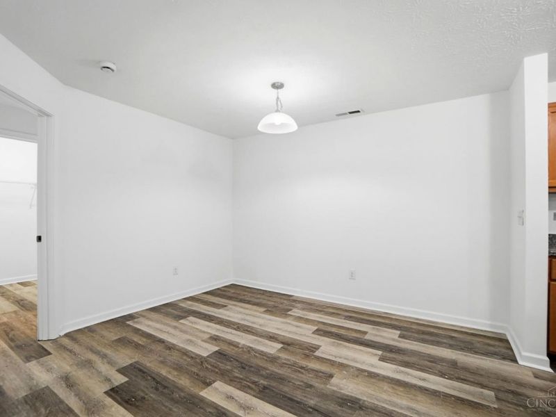 220 Carrington Place, Unit 104, Loveland, OH 45140 Photo 11