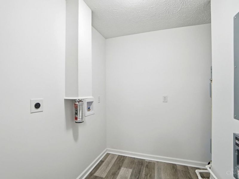 220 Carrington Place, Unit 104, Loveland, OH 45140 Photo 17