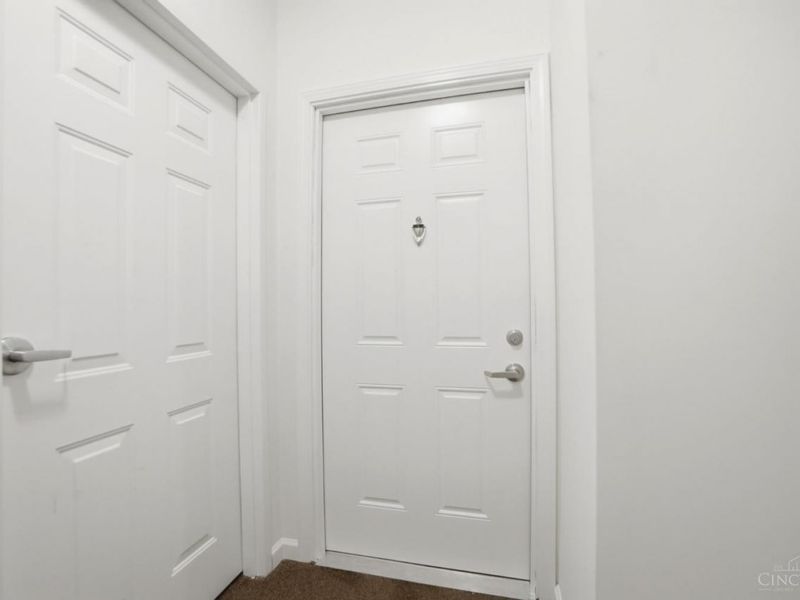 220 Carrington Place, Unit 104, Loveland, OH 45140 Photo 4