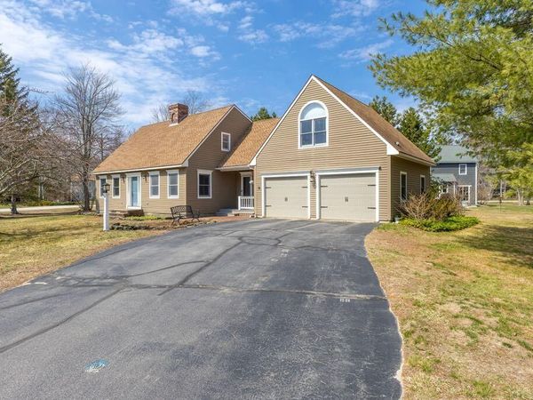 36 Village Woods Circle , Gorham, ME 04038