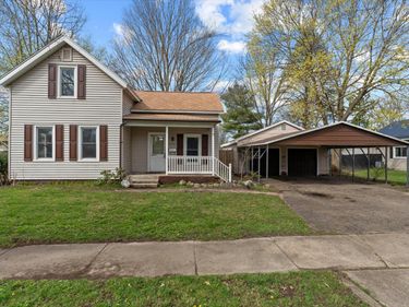 1301 Regent Street, Niles, MI 49120