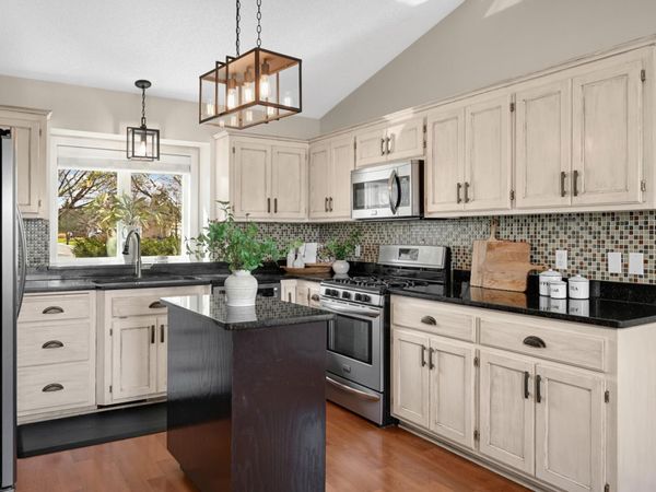 15556 Danbury Avenue W, Rosemount, MN 55068