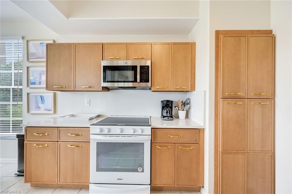 2230 Arielle Dr, Unit 1902, Naples, FL 34109 Photo