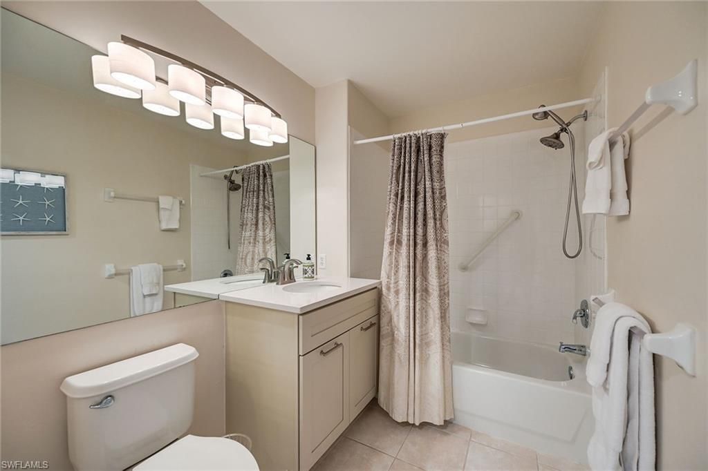 2230 Arielle Dr, Unit 1902, Naples, FL 34109 Photo
