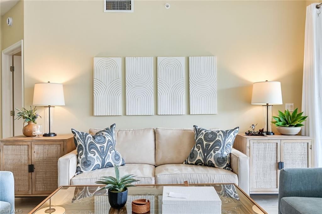 2230 Arielle Dr, Unit 1902, Naples, FL 34109 Photo