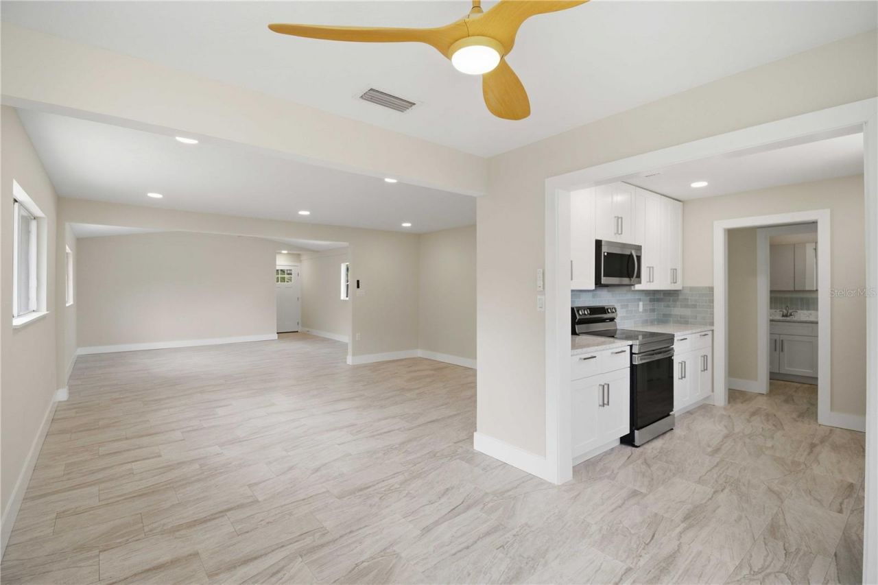 2816 Michigan Street, Sarasota, FL 34237 Photo