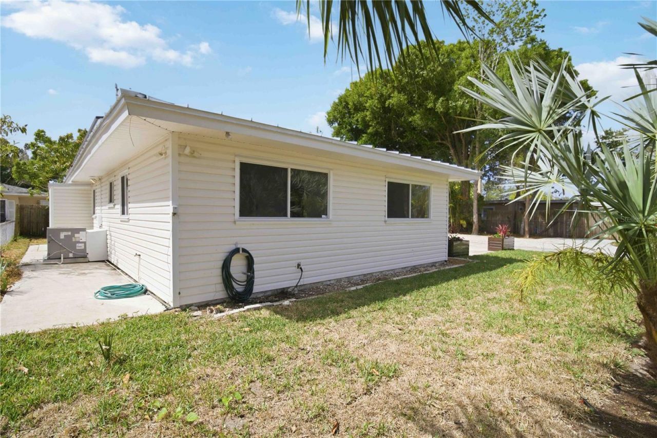 2816 Michigan Street, Sarasota, FL 34237 Photo