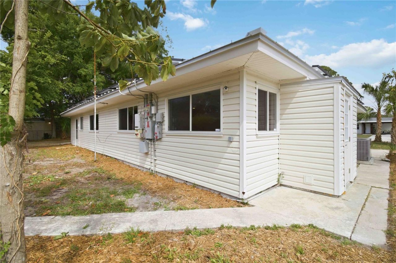 2816 Michigan Street , Sarasota, FL 34237 Photo