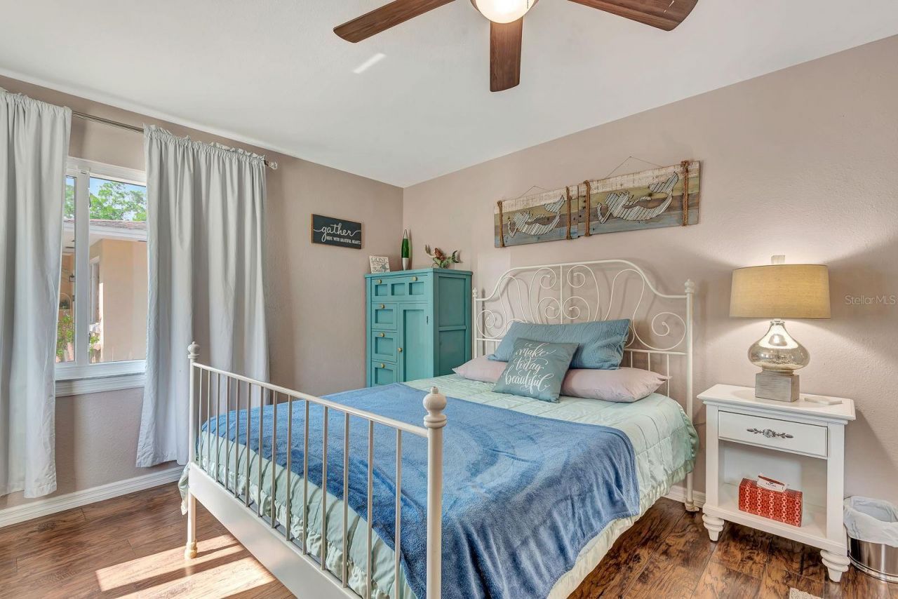 710 31st Street W, Bradenton, FL 34205 Photo