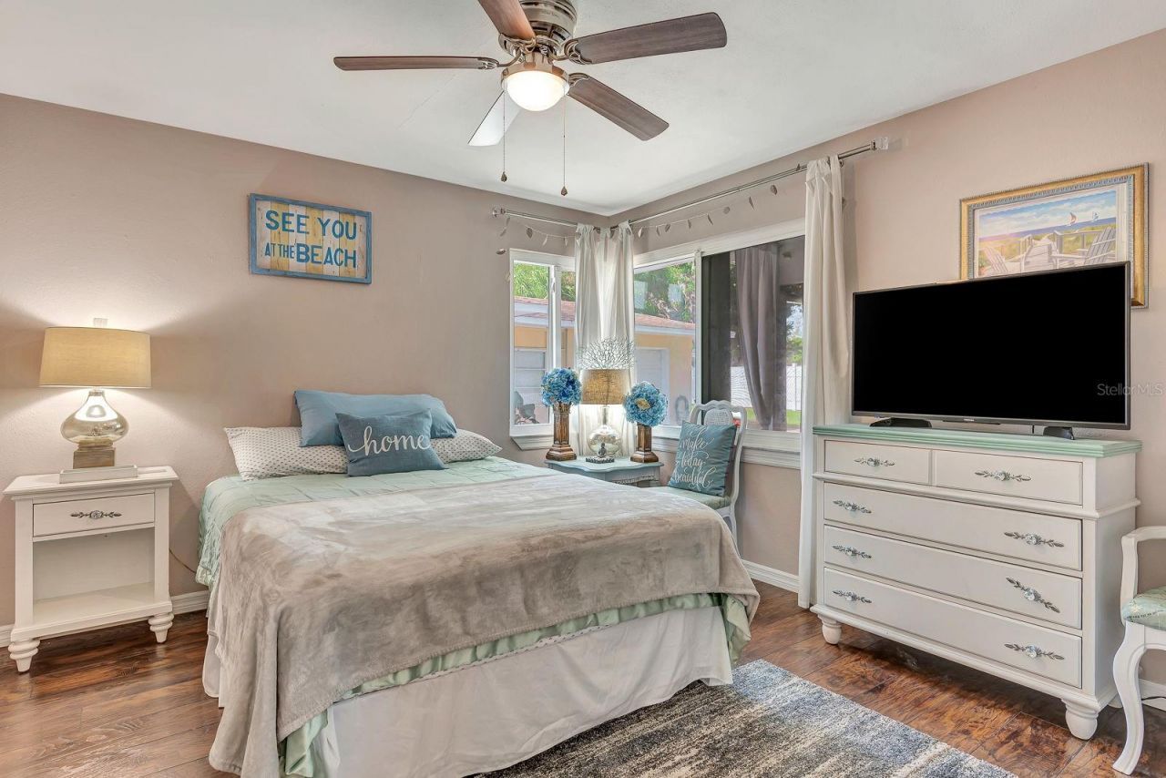 710 31st Street W, Bradenton, FL 34205 Photo