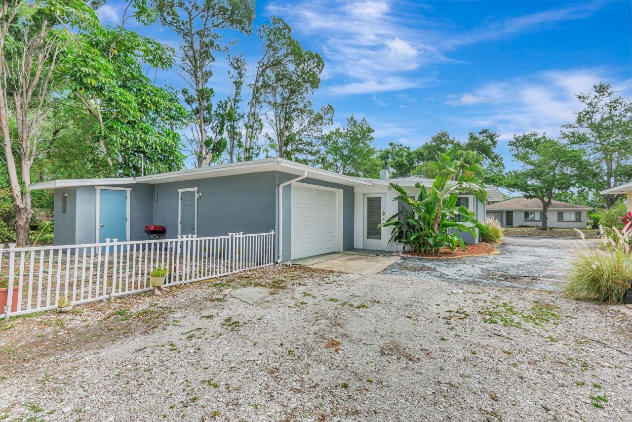 710 31st Street W, Bradenton, FL 34205 Photo