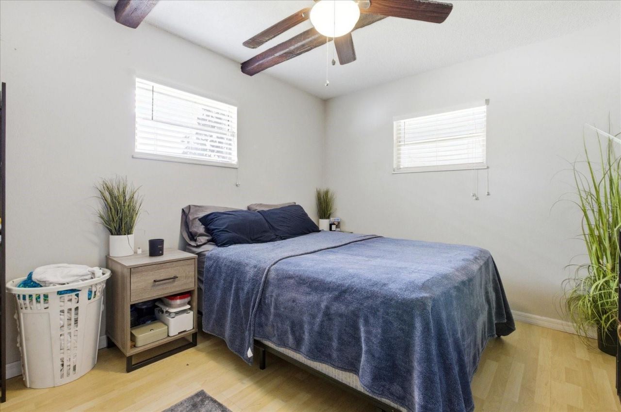 4623 Conway Gardens Road , Orlando, FL 32806 Photo