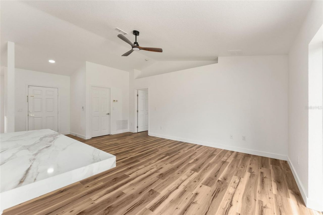 37 Fir Trail Drive , Ocala, FL 34472 Photo