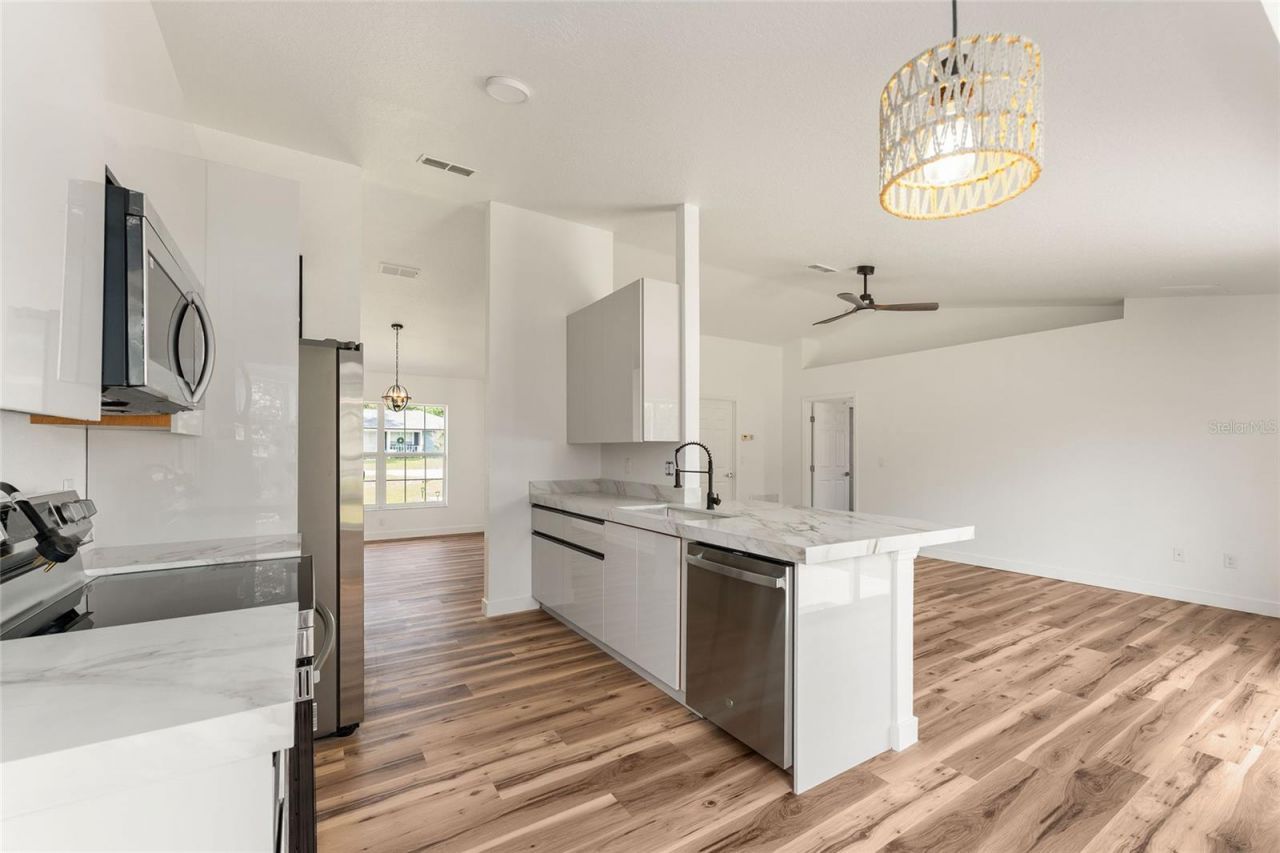 37 Fir Trail Drive , Ocala, FL 34472 Photo