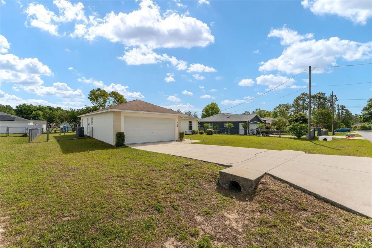 37 Fir Trail Drive , Ocala, FL 34472 Photo