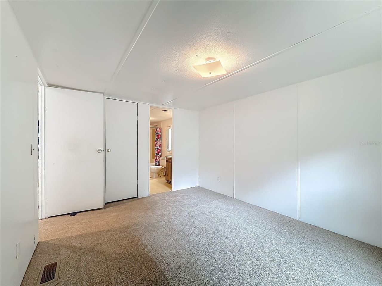 16940 SE 101st Court Road , Summerfield, FL 34491 Photo