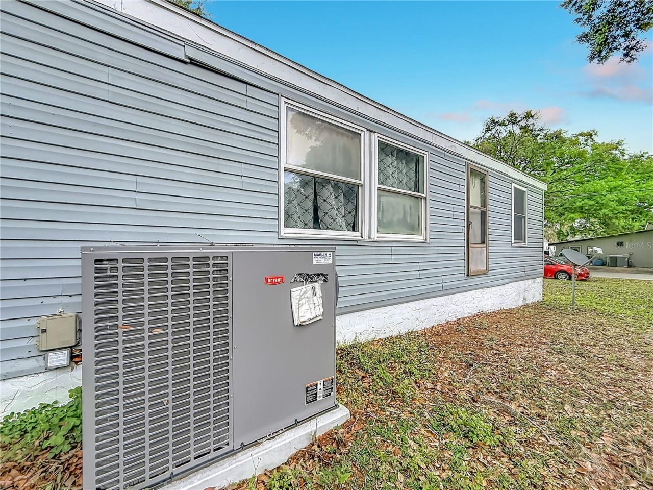 16940 SE 101st Court Road , Summerfield, FL 34491 Photo