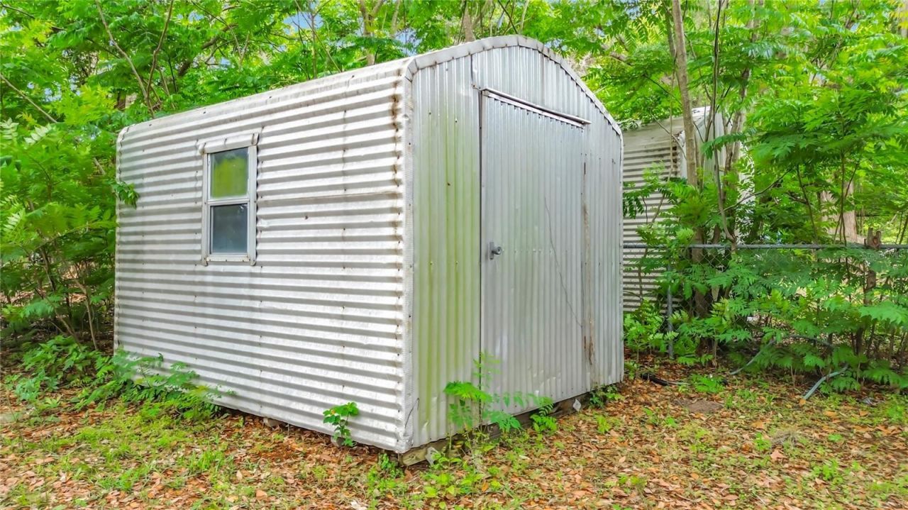 16940 SE 101st Court Road , Summerfield, FL 34491 Photo