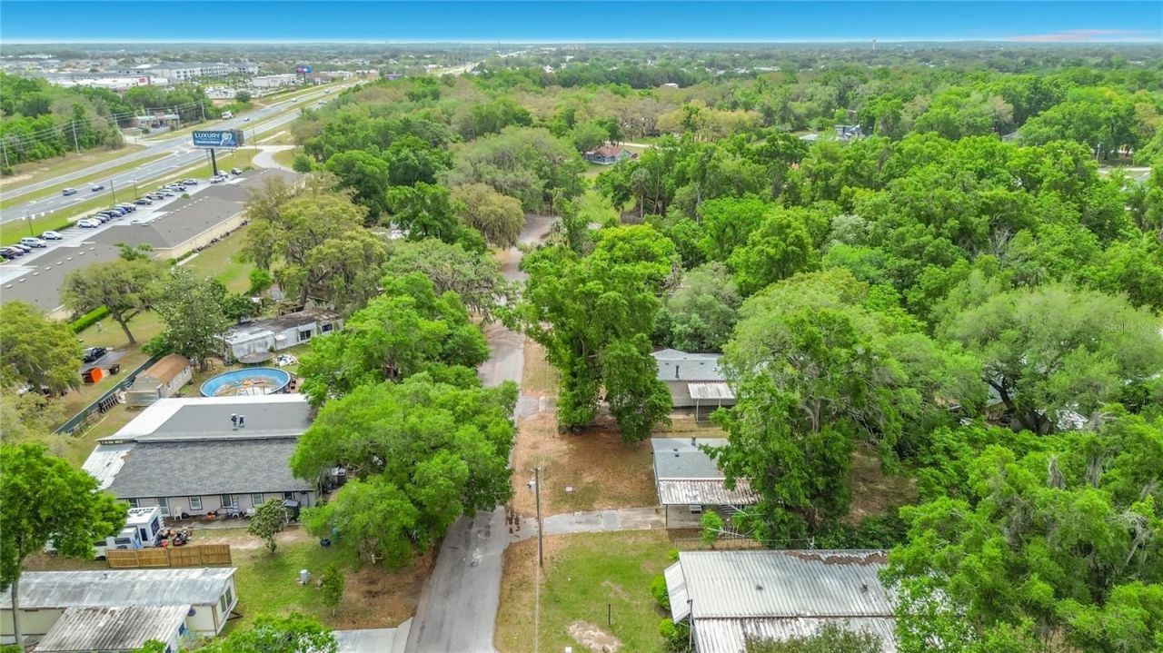 16940 SE 101st Court Road , Summerfield, FL 34491 Photo