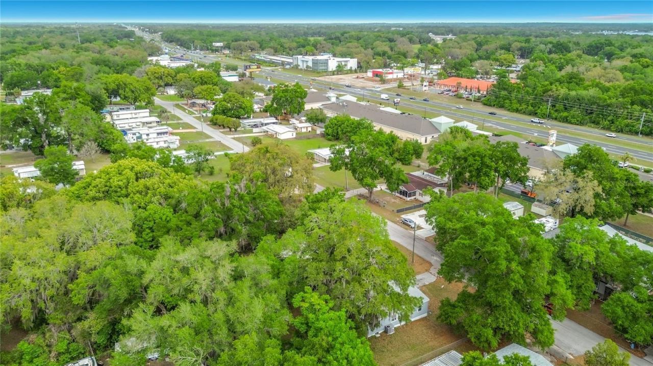 16940 SE 101st Court Road , Summerfield, FL 34491 Photo