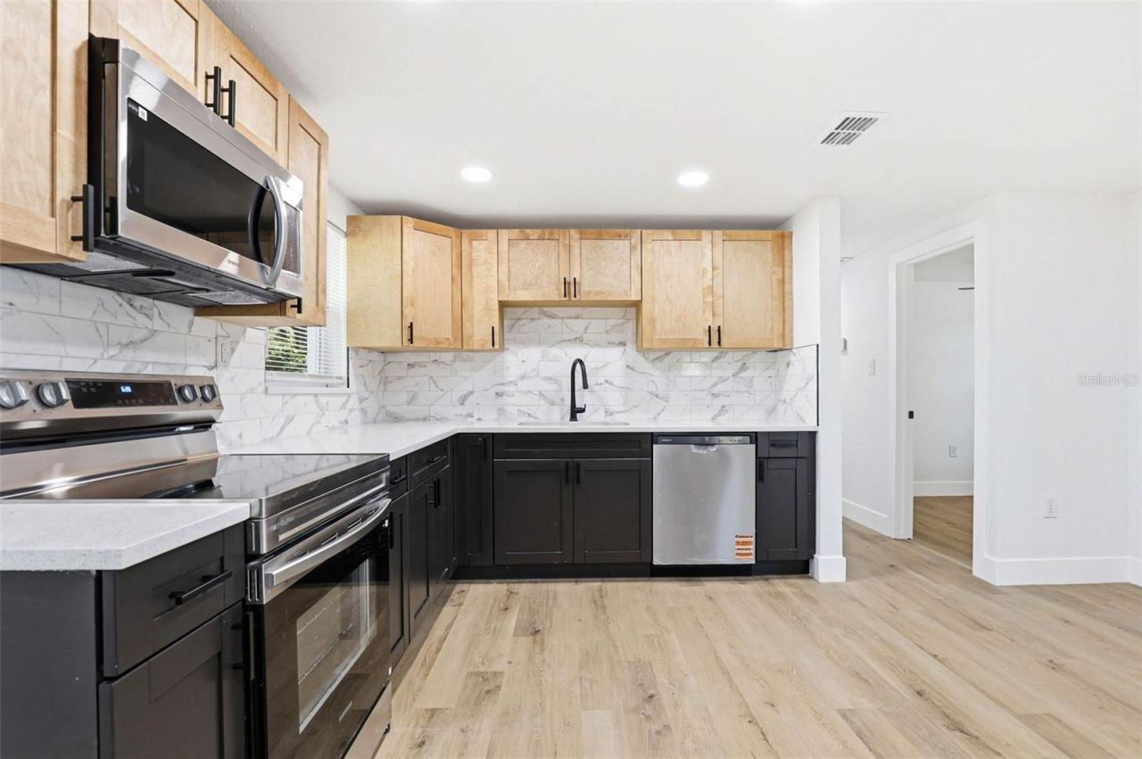 3207 Dodge Street , Tampa, FL 33605 Photo